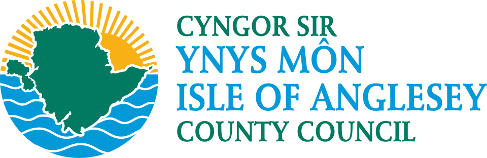 Porth Traciwr Ynys Môn